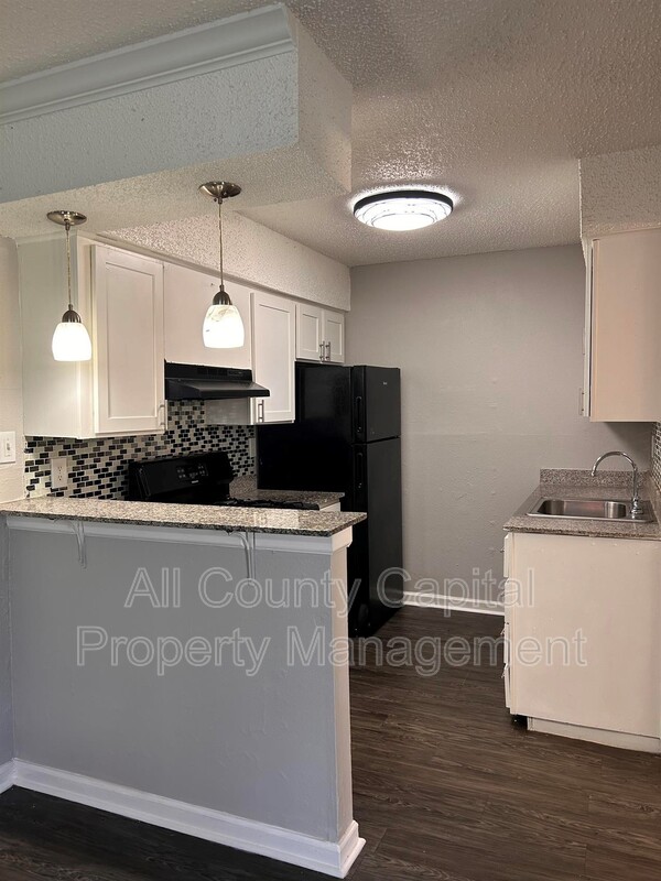 Austin Condo: 5426 Menchaca Road