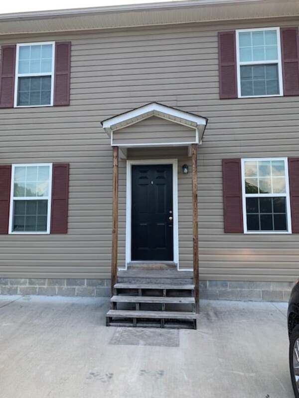 Request a Viewing for 262 Mulberry Avenue, Unit 2 Tenant Turner