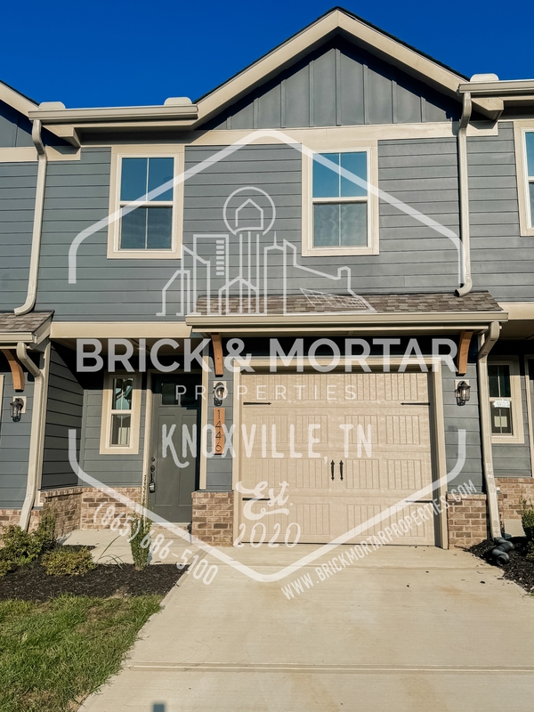 Maryville House: 1446 Mountain Quail Circle