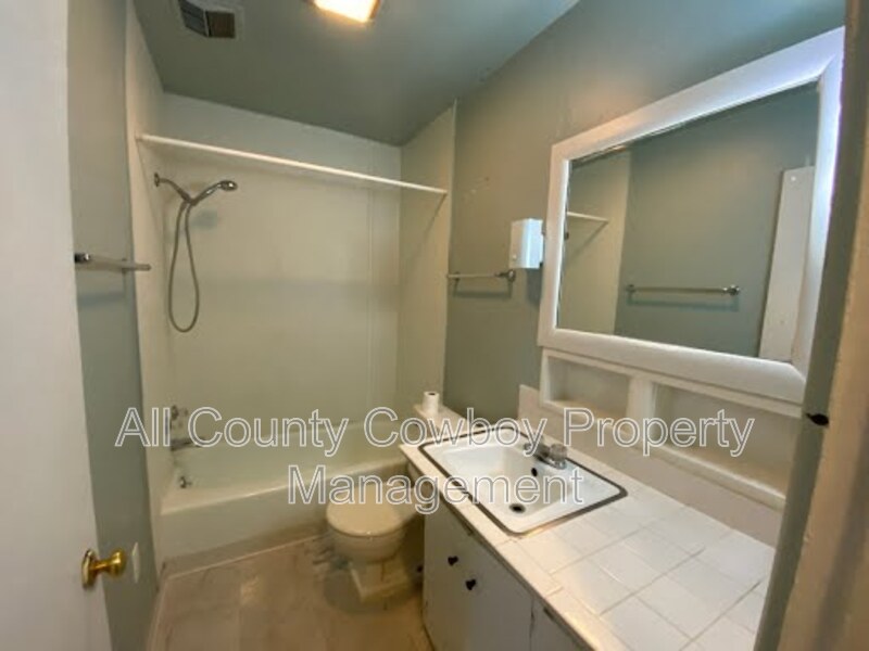 Main Rental Photo 10