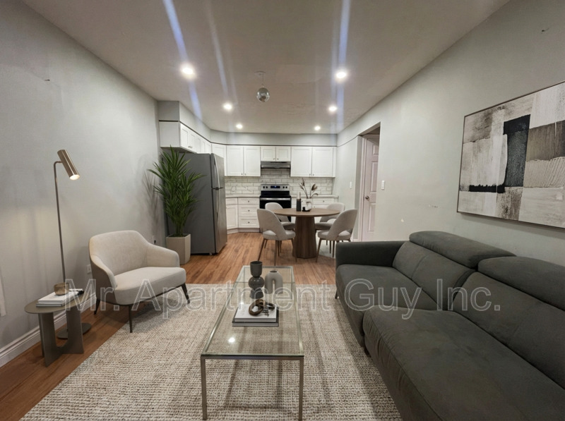 Hamilton Condo: 30 William Street