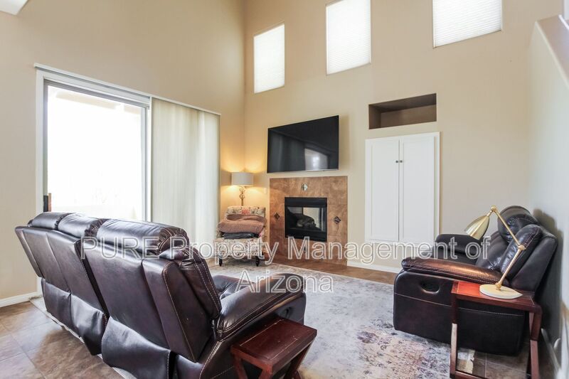 Scottsdale Townhome: 16420 N Thompson Peak Pkwy