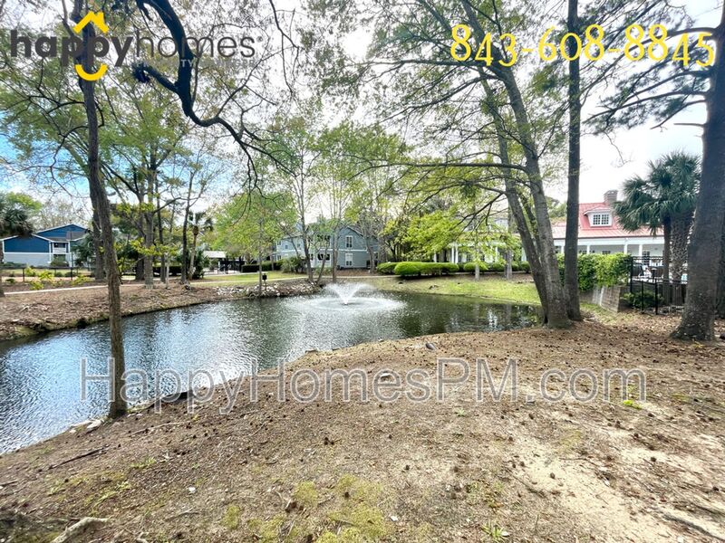 Charleston House: 1312 Telfair Way