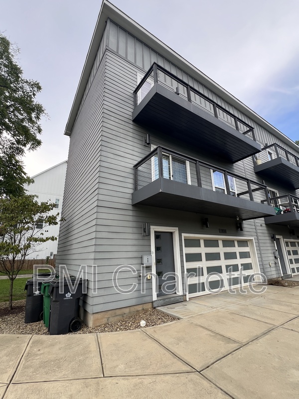 Charlotte Townhome: 1106 N Alexander St