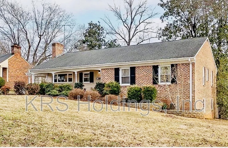 Lynchburg House: 6048 Rhonda Rd
