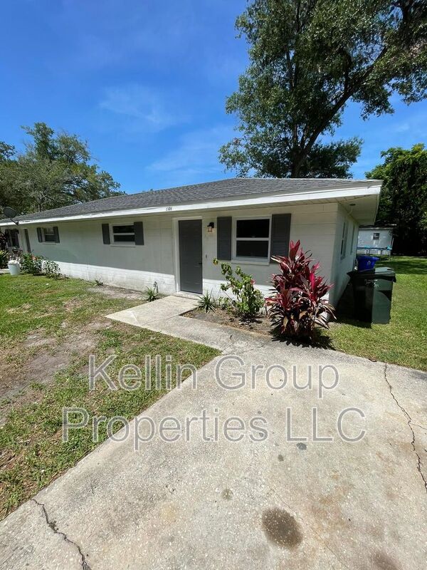 Lakeland House: 1509 Hartsell Ave