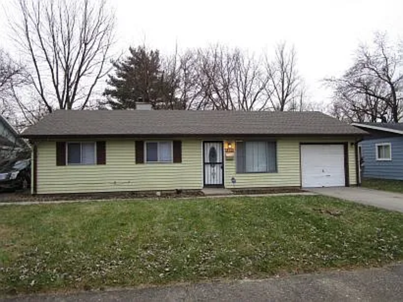 Indianapolis House: 8139 E 37th Place