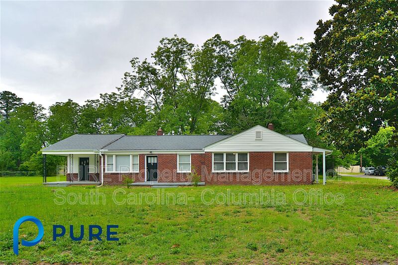 West Columbia House: 999 Seminole Drive