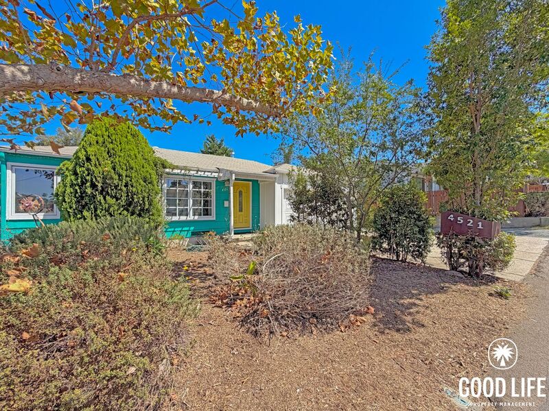 La Mesa House: 4521 Maple Ave