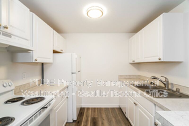 Tacoma Condo: 6601 S 8th St