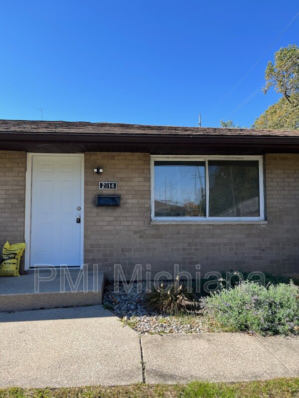 South Bend Condo: 2014 Lathrop St