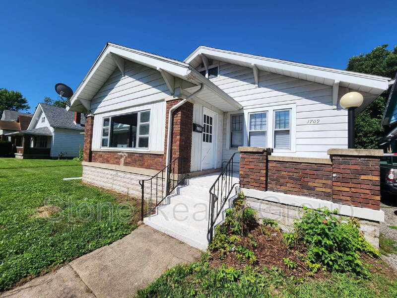 Terre Haute House: 1709 South Center Street