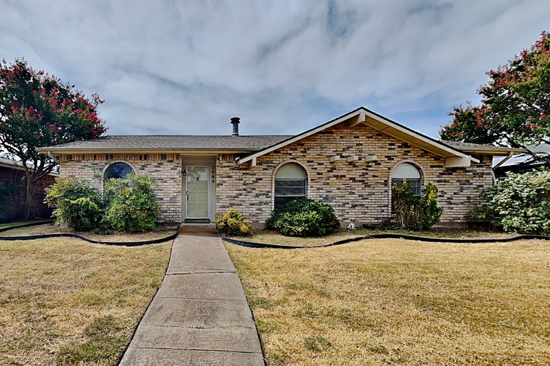 The Colony House: 5064 Nash Dr