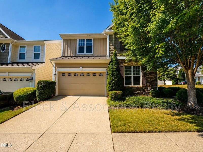 Wake Forest House: 1429 Kirkwood Hill Way