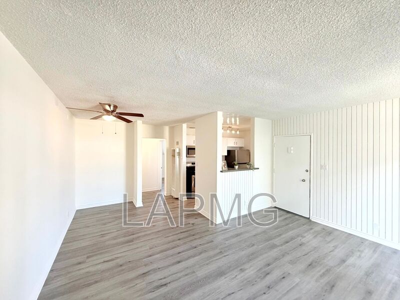 Los Angeles House: 1029 N. Ardmore Avenue