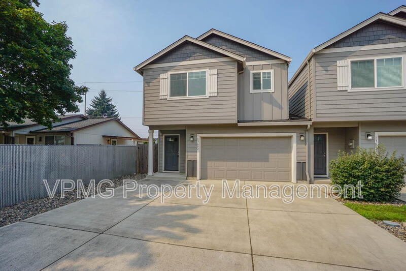 Vancouver House: 13602 Northeast 75th Circle