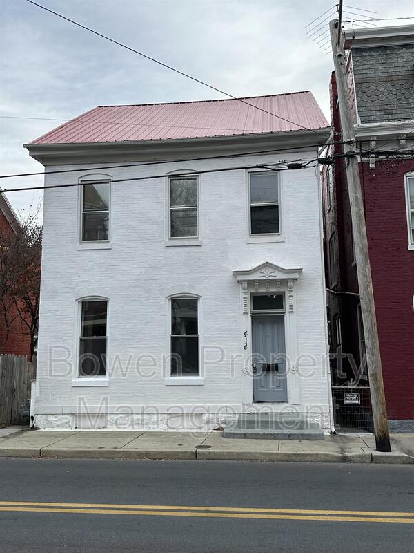Hagerstown House: 414 S Potomac Street