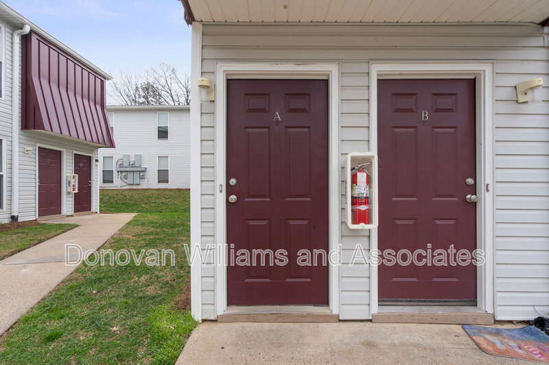 Charlotte Condo: 4620 Central Ave, Unit K