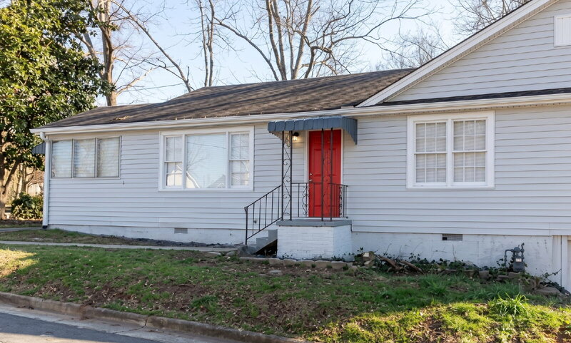 Griffin House: 352 Adams Street