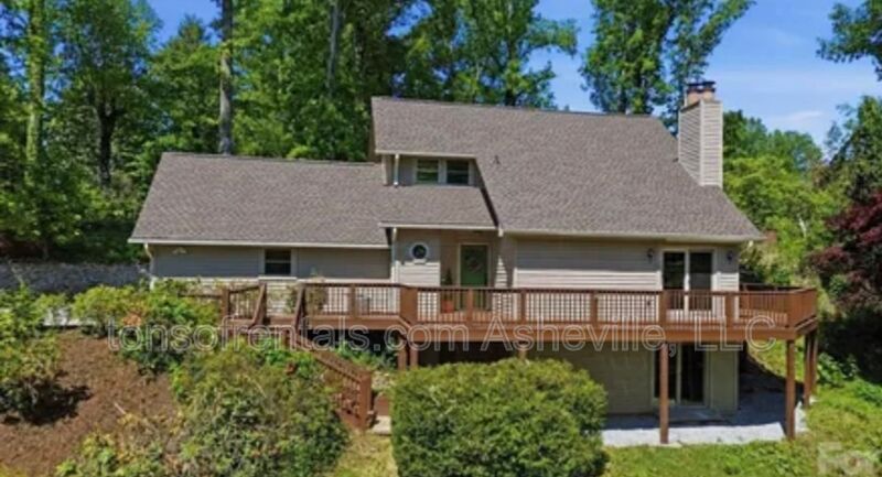Brevard House: 207 Wood Dale Drive