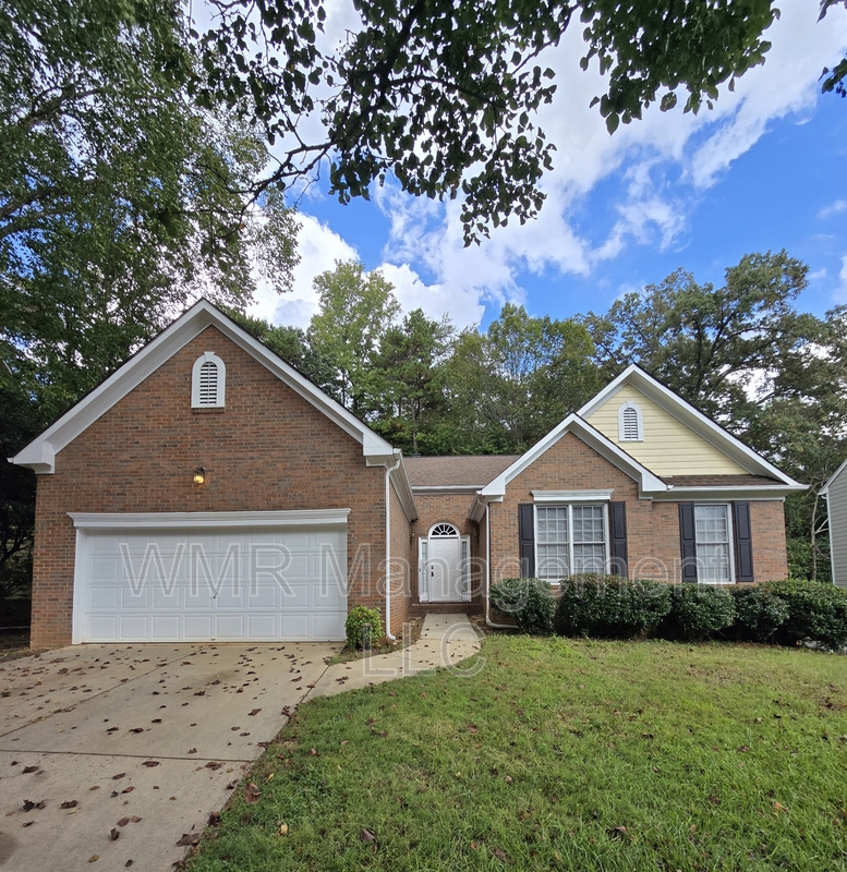 Charlotte House: 7803 Harrington Woods Road