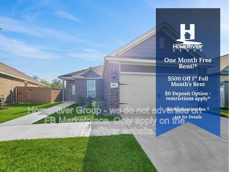 Iowa Colony House: 8942 Ice Quartz Dr