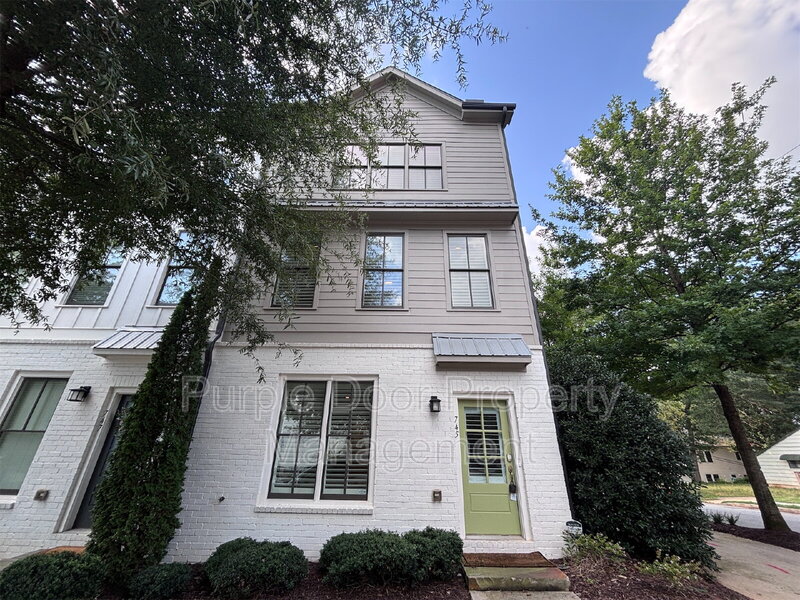 Atlanta Townhome: 745 Hamilton Circle Southeast