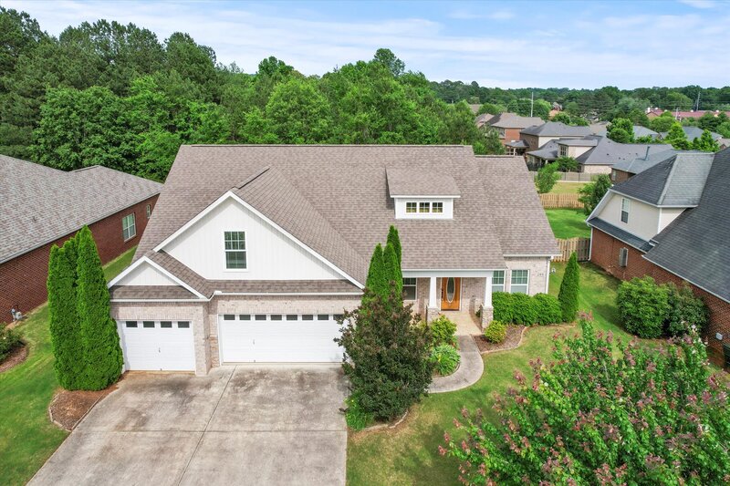 Madison House: 288 Big Oak Lane