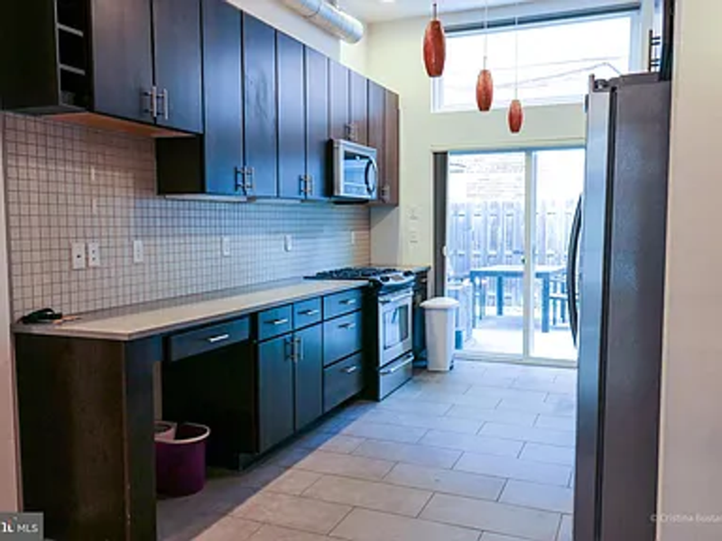 Baltimore House: 4 E Henrietta St