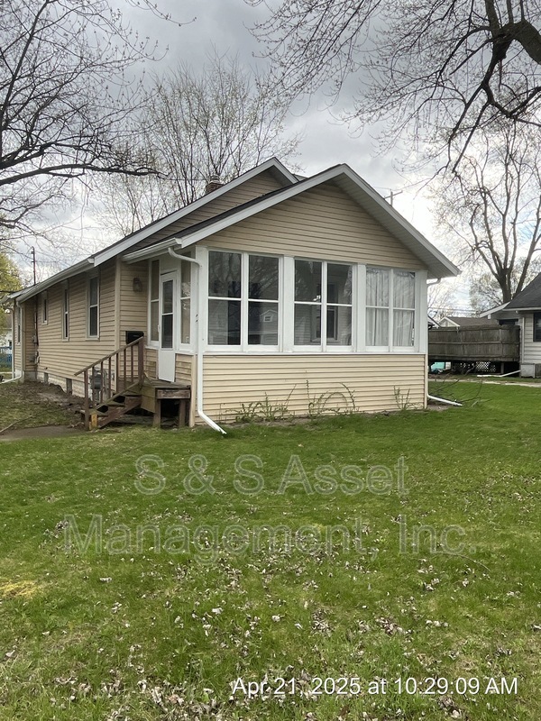 Lansing House: 2327 South Pennsylvania Avenue