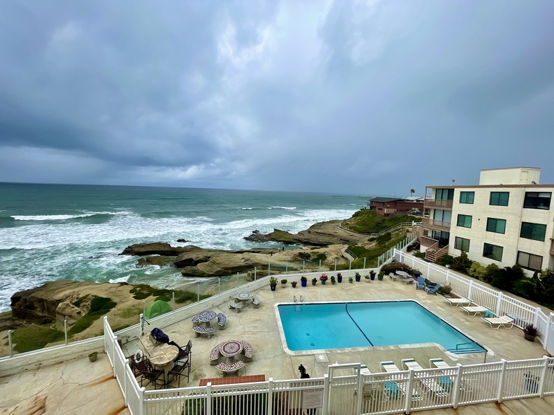 San Diego Condo: 5015 Santa Cruz Ave