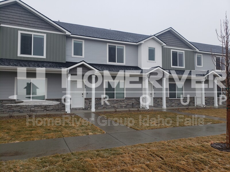 Rexburg Townhome: 651 S 2400 W