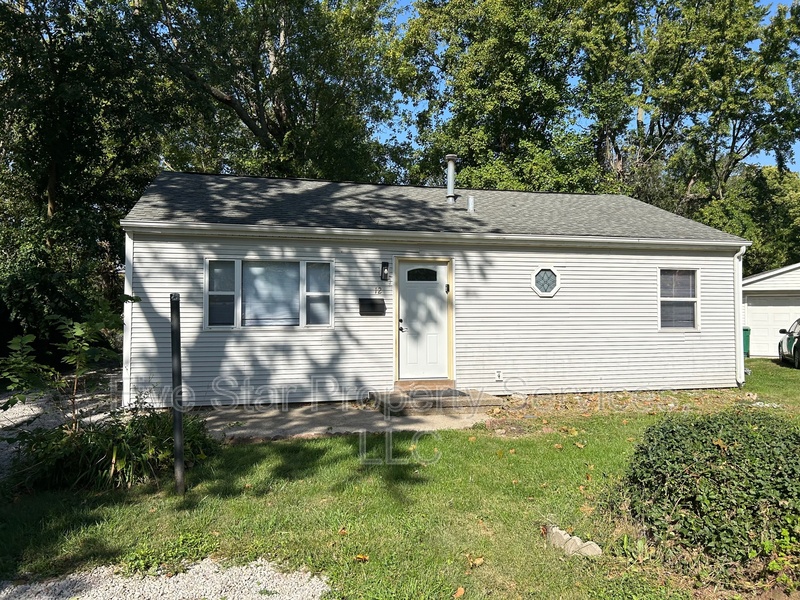 Springfield House: 12 Douglas Ct