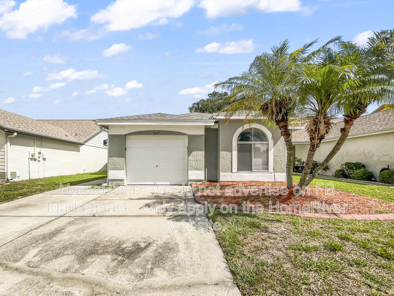 TAMPA House: 11637 SUNSHINE POND RD