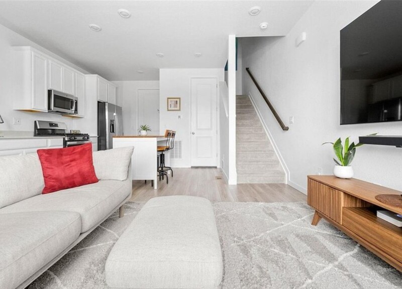 Main Rental Photo 2