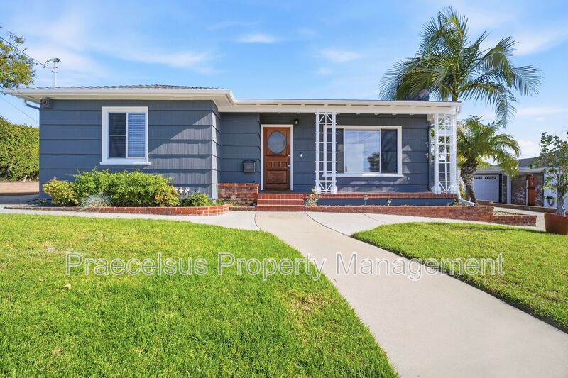 Chula Vista House: 60 Davidson St