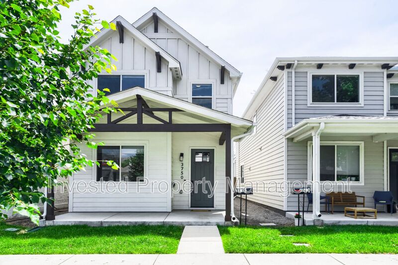 Denver House: 3750 N Gilpin St