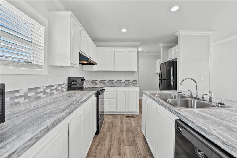 Dickinson House: 5111 Caicos Calle