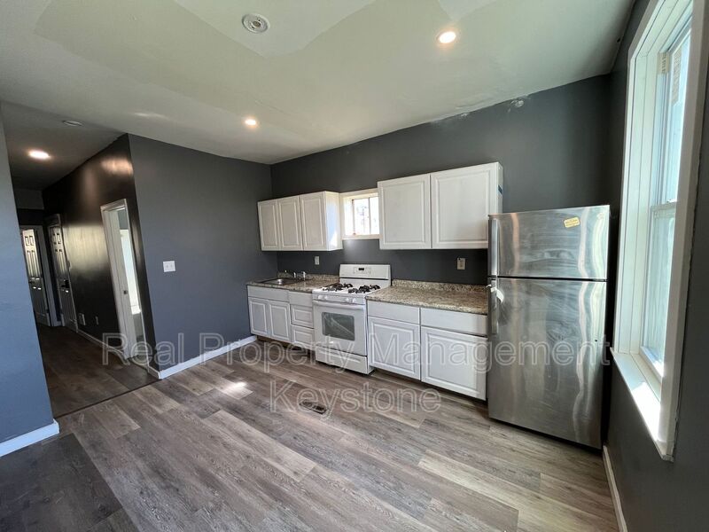 McKeesport Condo: 1834 Flagler St