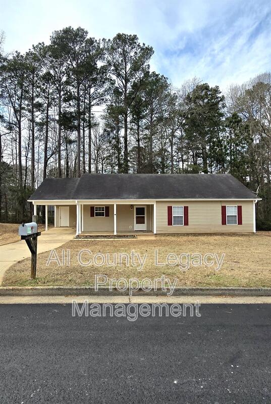 Covington House: 10107 Clearview Dr NW