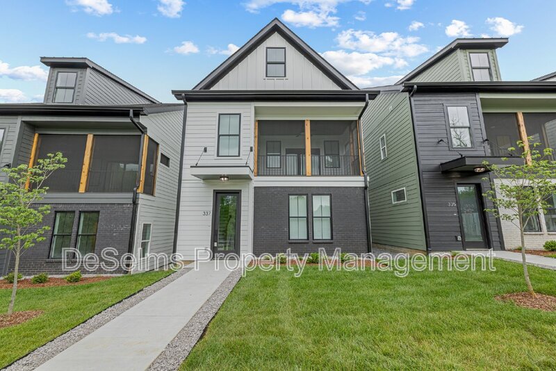 Nashville House: 337 Sophia Rain Drive