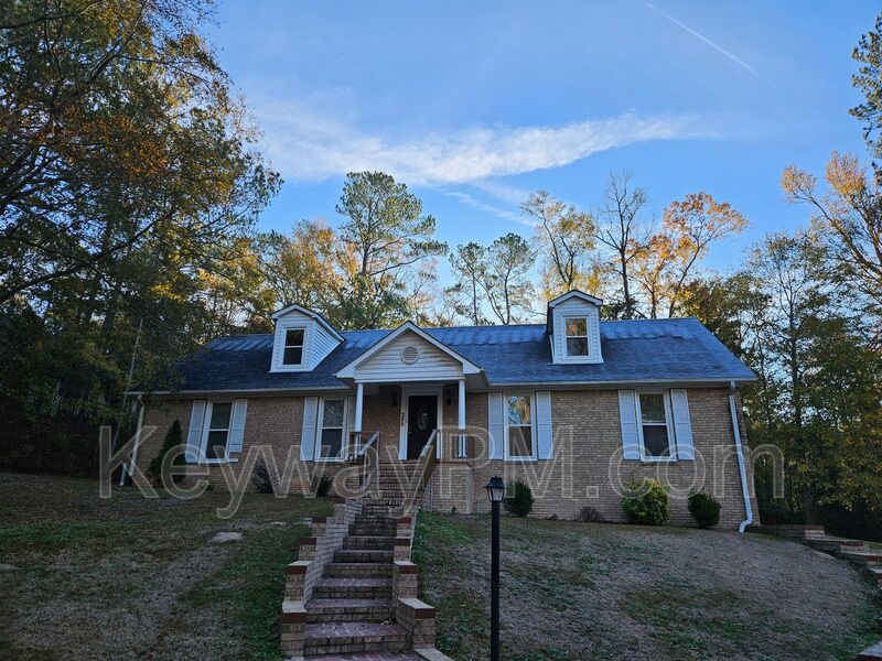 North Augusta House: 299 Woodland Drive