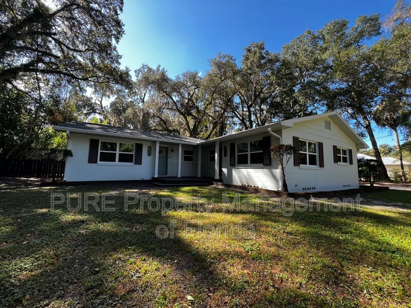 Ocala House: 1222 SE 3 Street