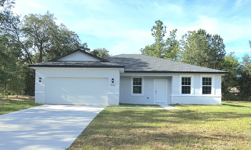 Citrus Springs House: 1912 W Mcneal Dr