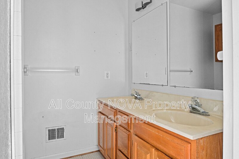 Main Rental Photo 29