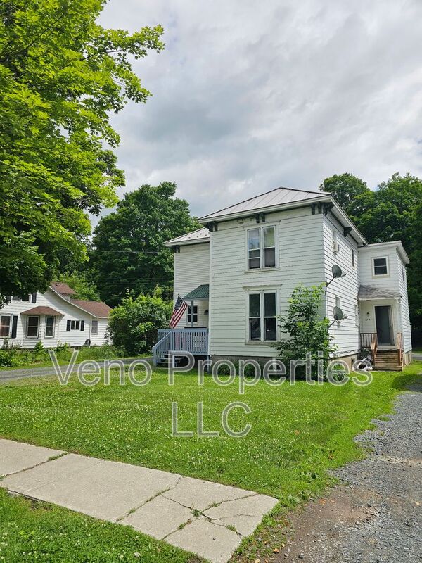 Cambridge House: 17-19 Avenue A.