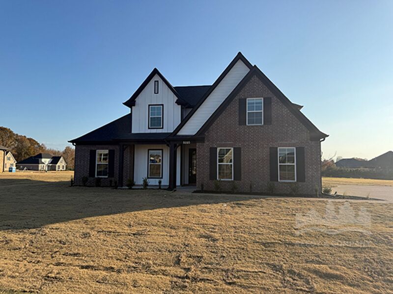 Olive Branch House: 5325 John Nielsen Way