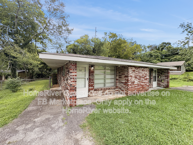 Chattanooga House: 800 Moss St