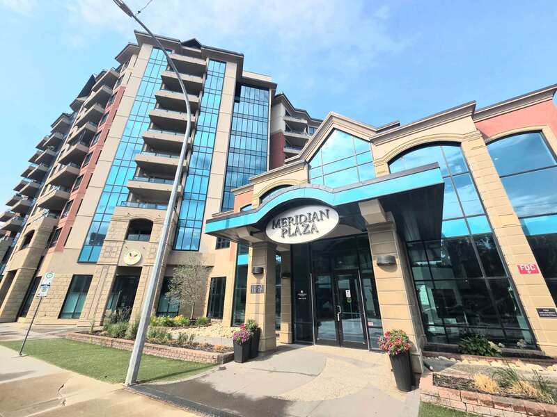 Edmonton House: 10142 111th St NW