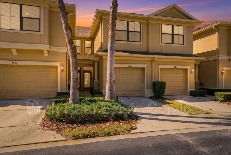 St. Petersburg House: 11840 13th Way